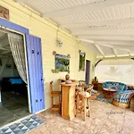 La Villa Alizés